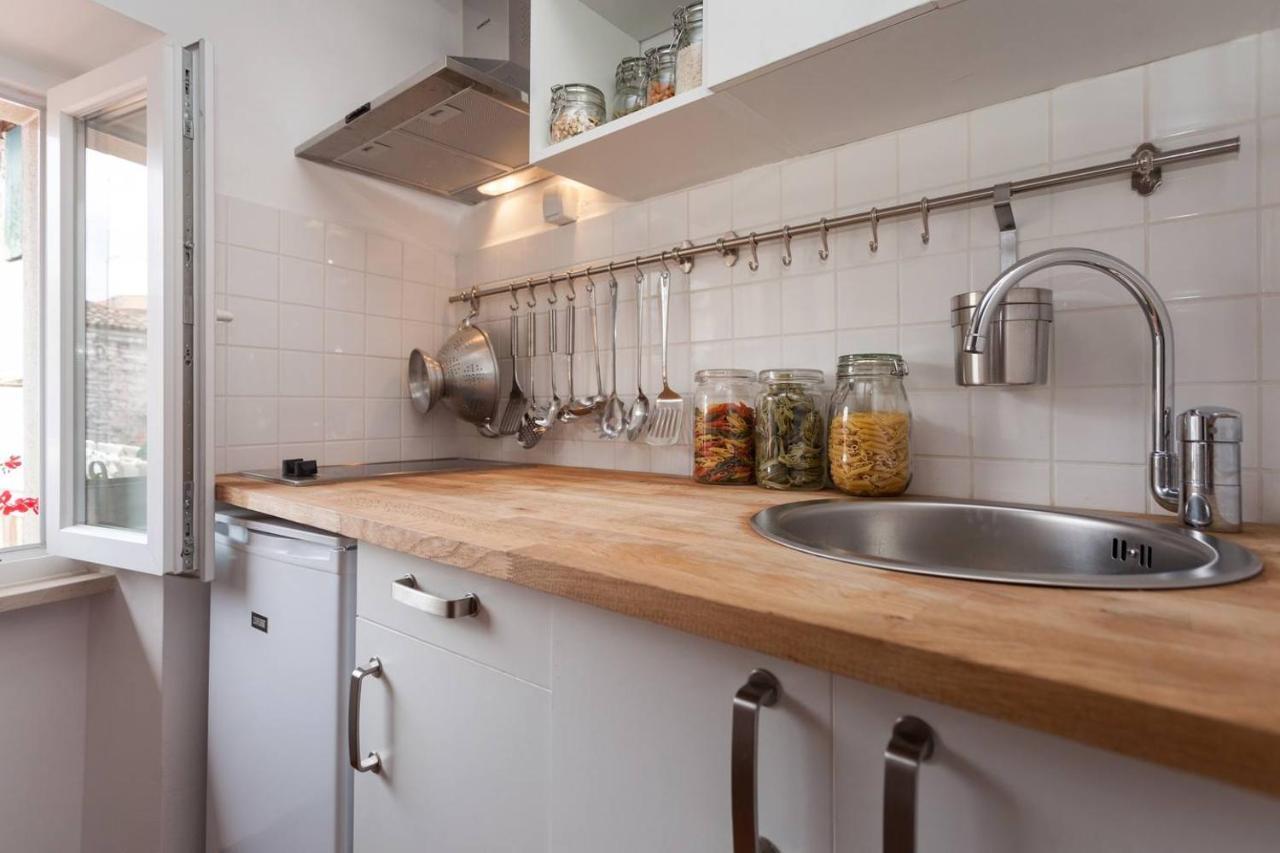 Vintage Apartment Rovinj Old Town Eksteriør billede